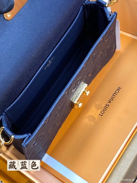 First bag VUITTON Métis On LOUIS Wallet Chain 0814